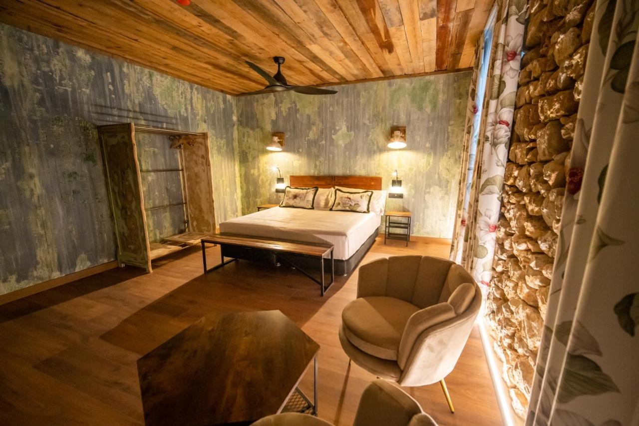 Hotel Somnifabrik Valderrobres Zewnętrze zdjęcie